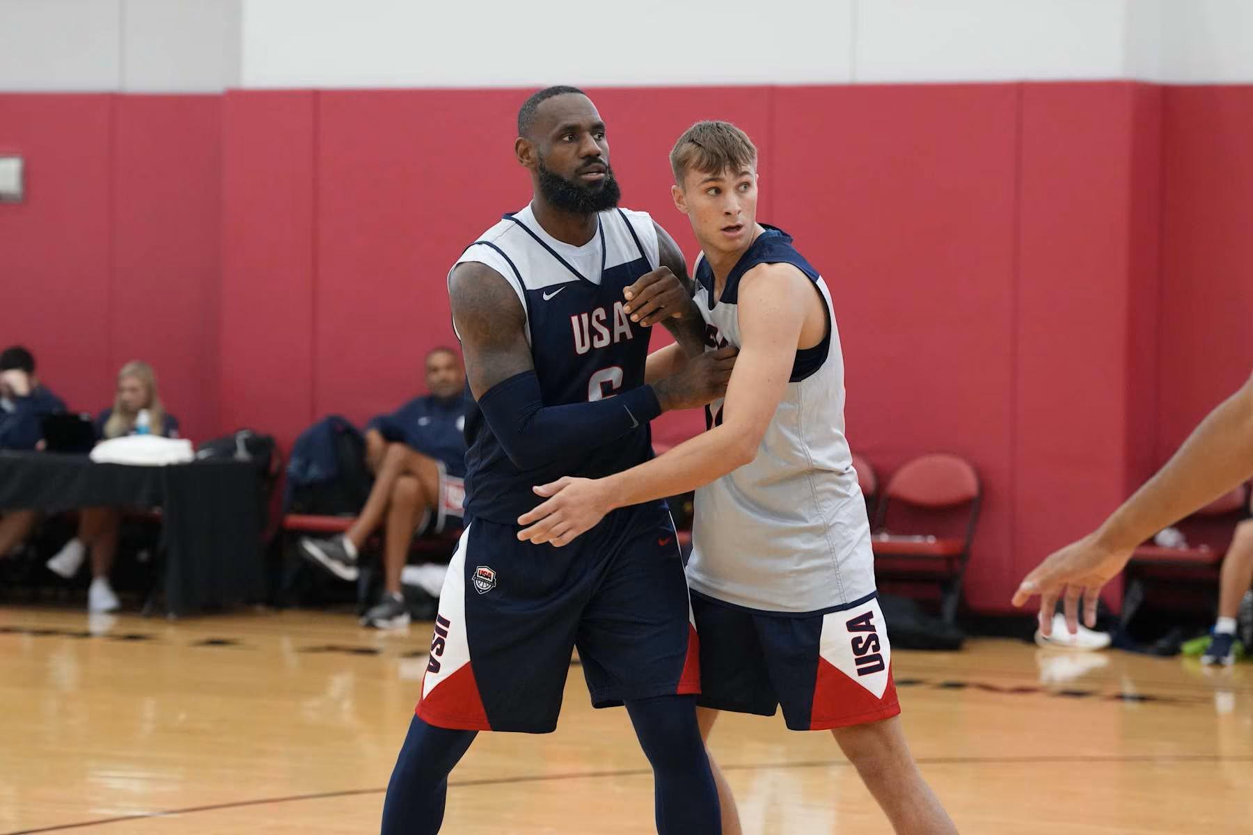 帕金斯:弗拉格是少点运动天赋的白詹姆斯;杰弗森:他是没胡子的哈登