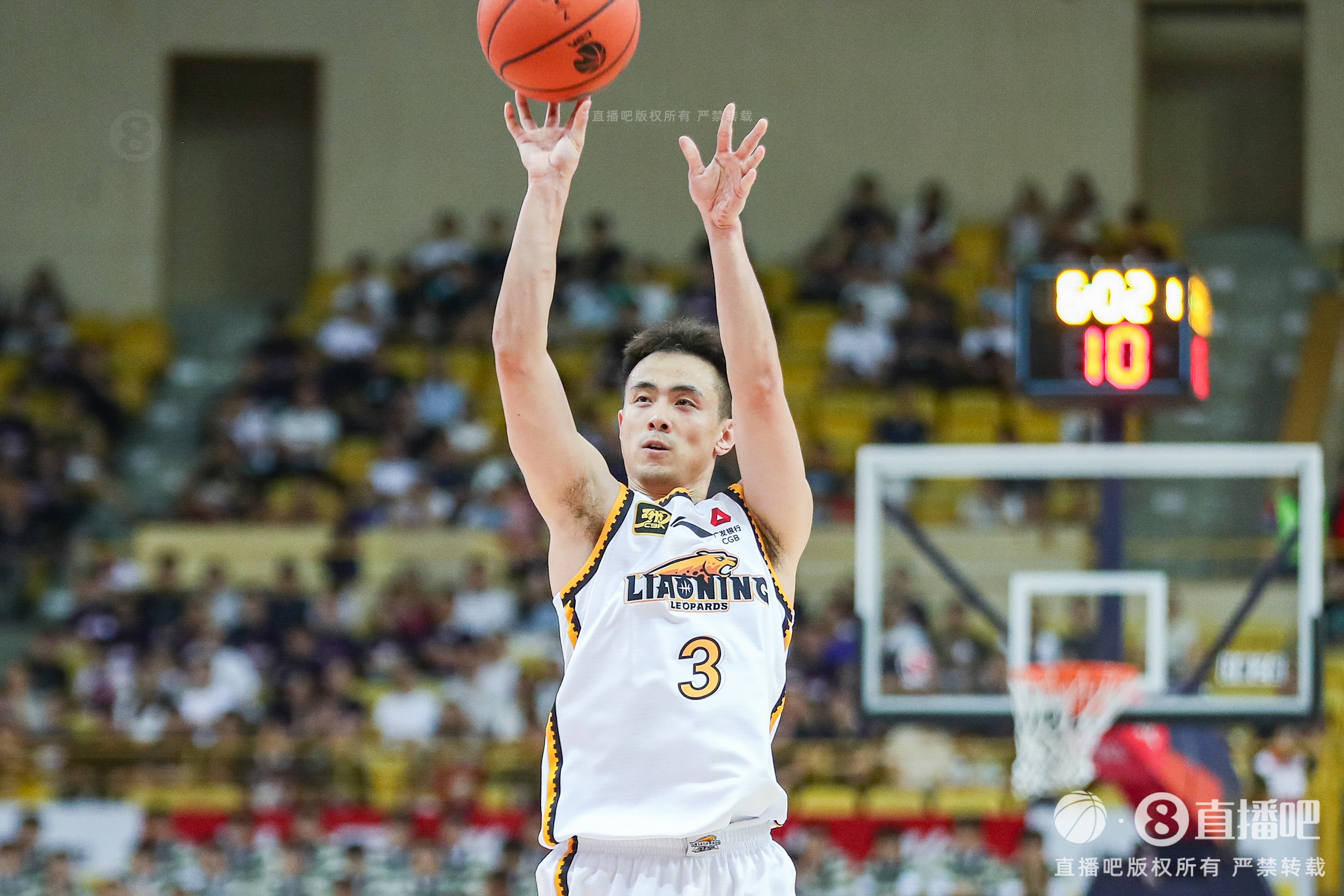 九游官方-CBA常规赛第15轮里程碑：赵继伟开启第13季 张宁出场数升队史第7