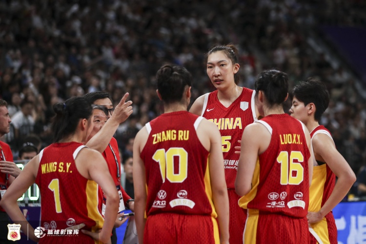 媒体人：中国女篮输得心服口服 组织串联太过艰涩 外线远投没信心